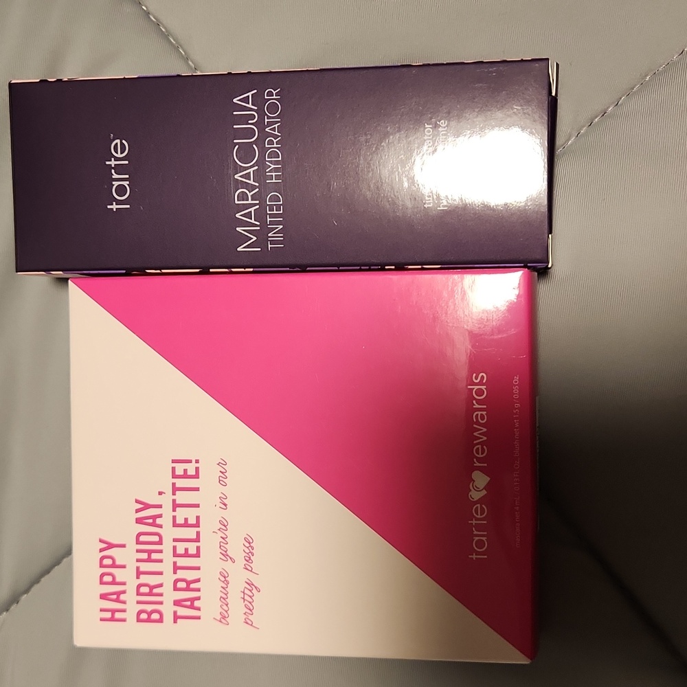 Tarte Maracuja Tinted Hydrator - In Light Med Beige. Brand New With Kit